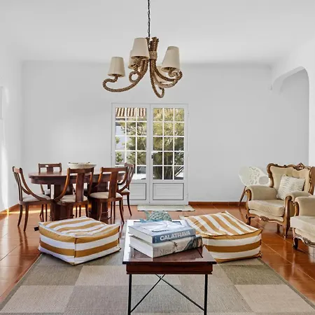 Casa Miramar بيت للعطل *